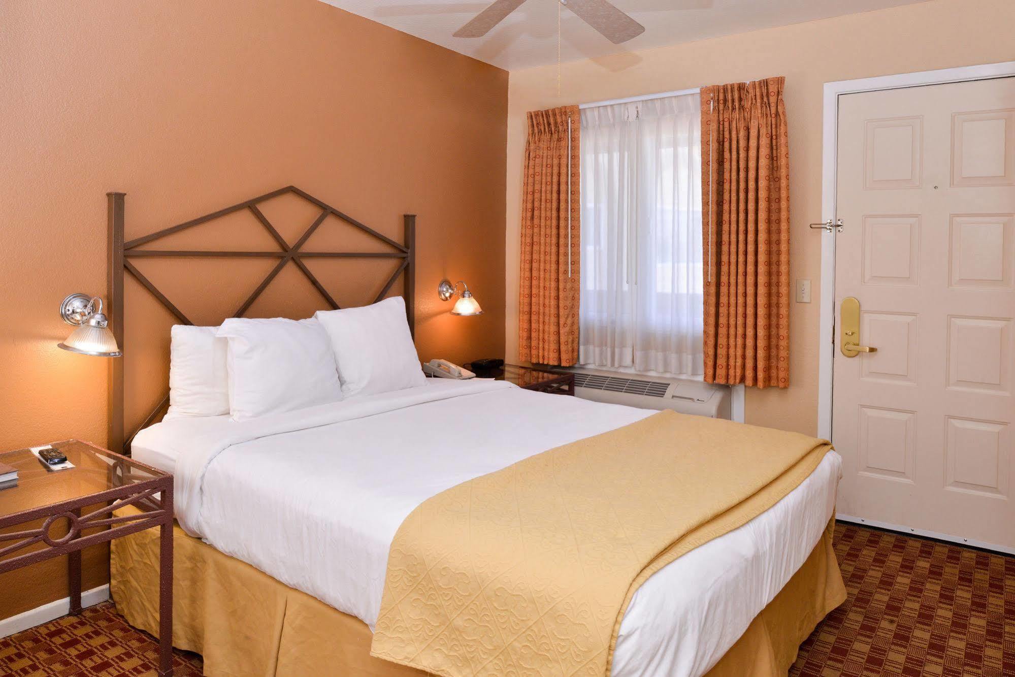 Red Lion Inn & Suites Cathedral City Palm Springs 外观 照片