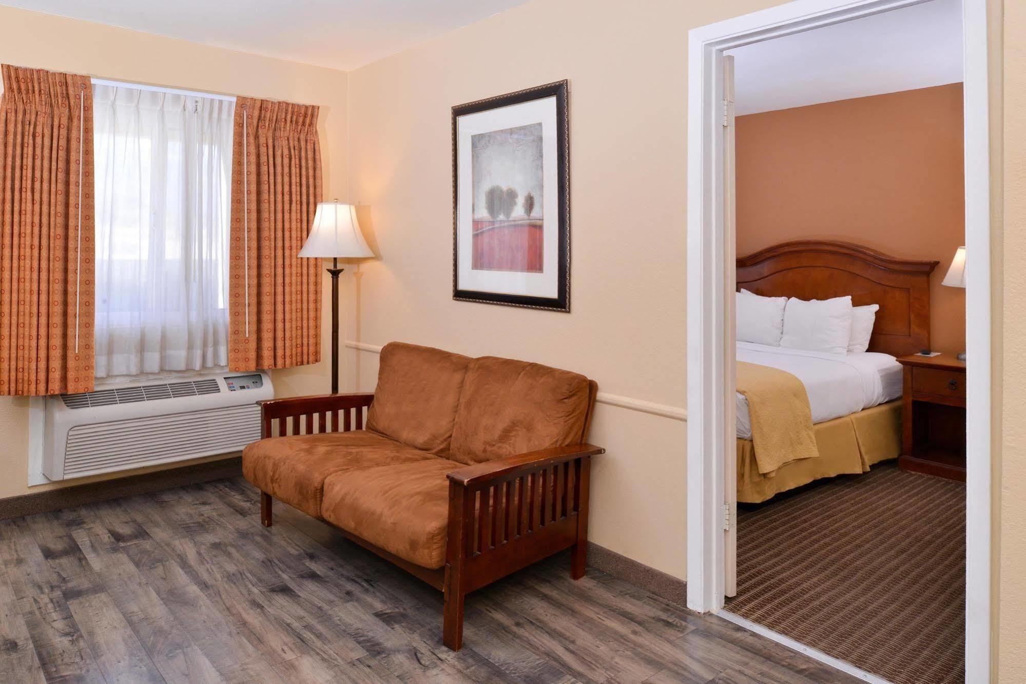 Red Lion Inn & Suites Cathedral City Palm Springs 外观 照片
