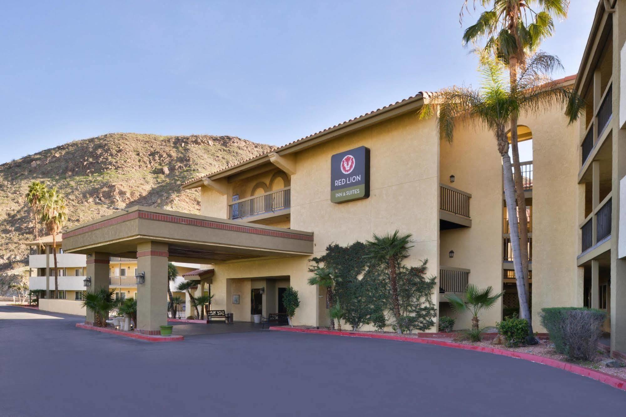 Red Lion Inn & Suites Cathedral City Palm Springs 外观 照片